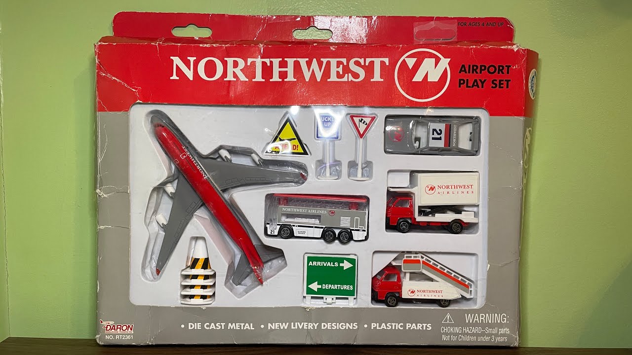 Daron Realtoy Northwest Airlines 747 Airport Playset Review