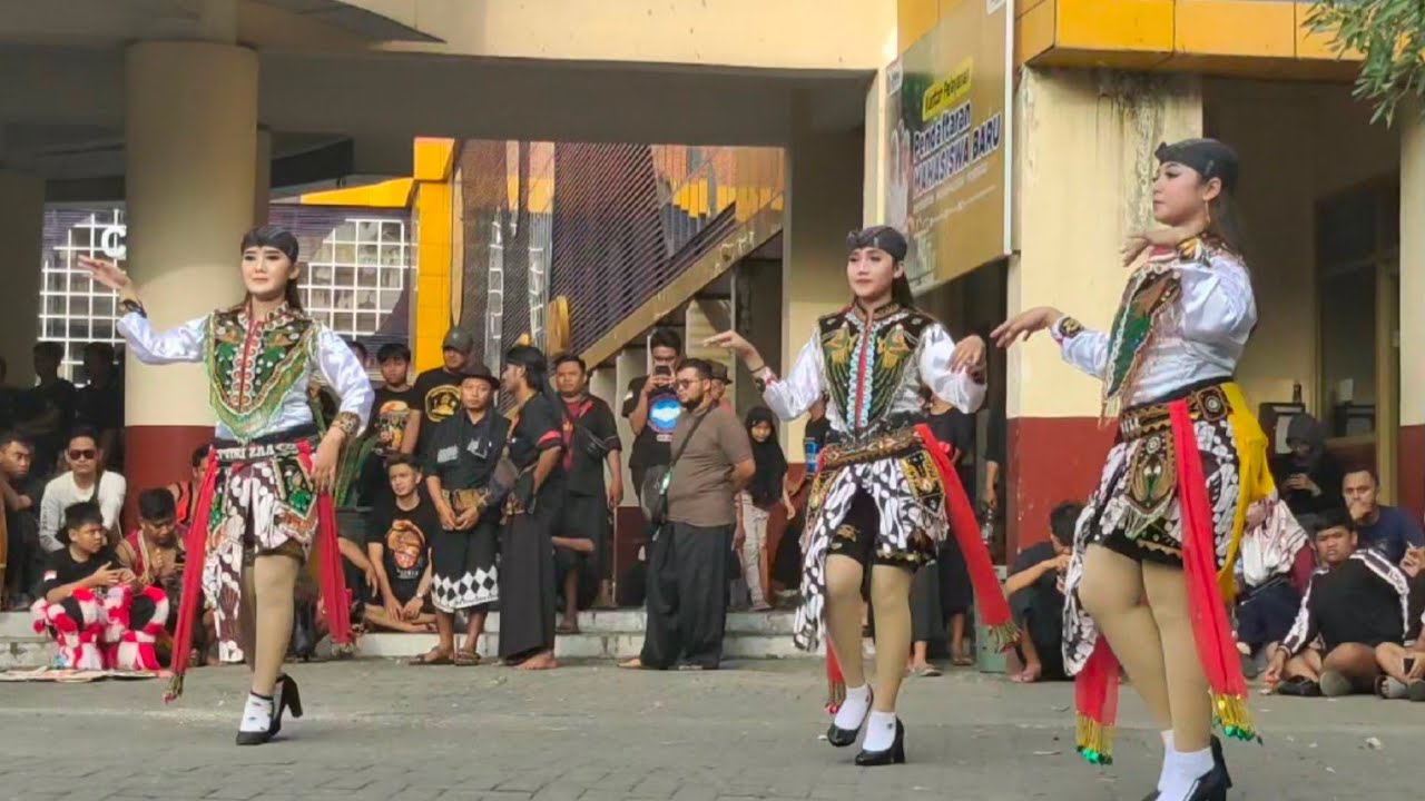 Enak Poll !! Jula juli Jawa Timuran Dan Orek-Orek Versi Jathil Reog Ponorogo..
