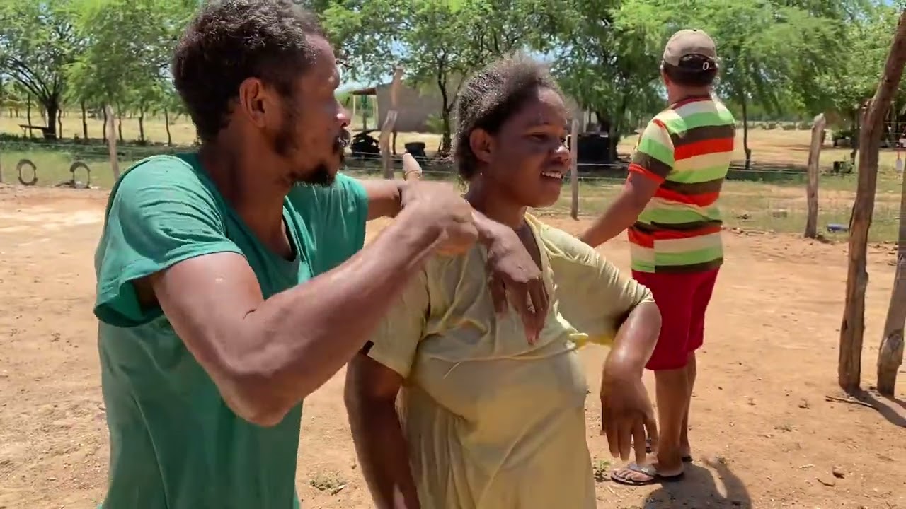 MUITA  BRIGA  COM A TURMA DE MAZINHO