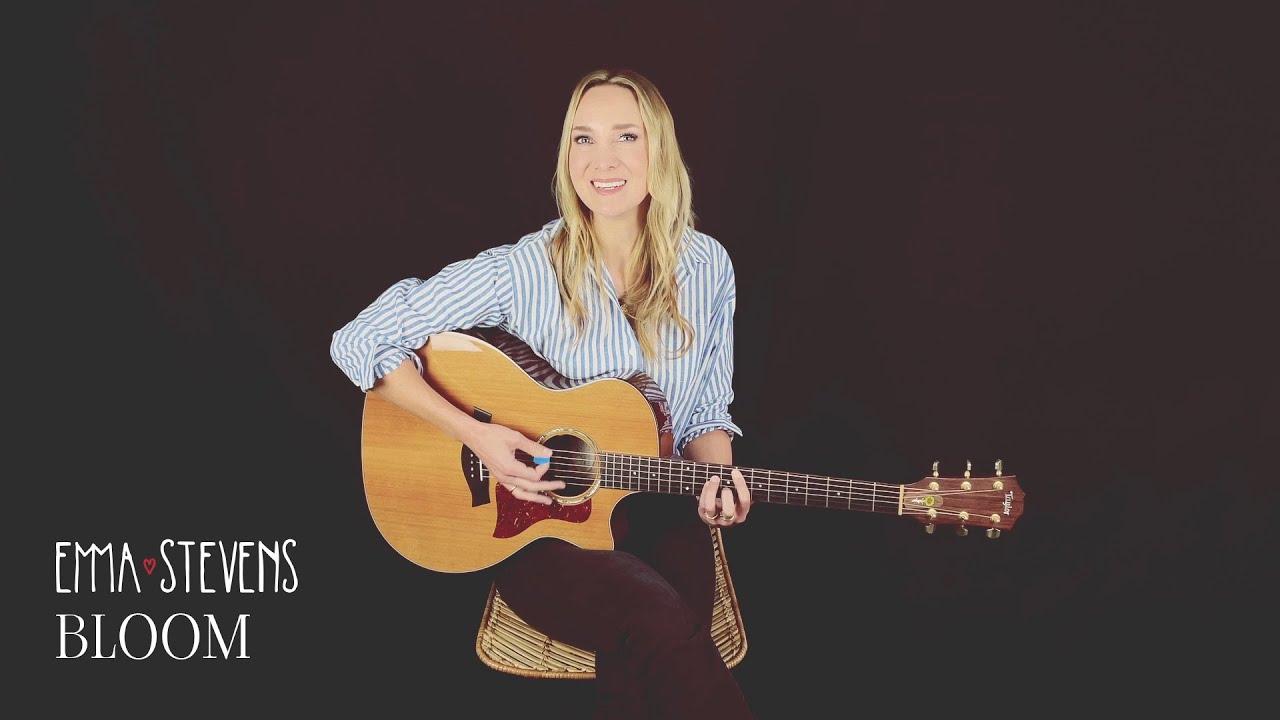 Emma Stevens - Bloom (Official Lyric Video)