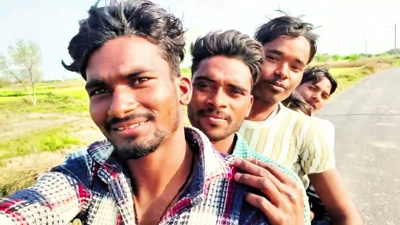 एक मोटरसाइकिल 6 सवारी 