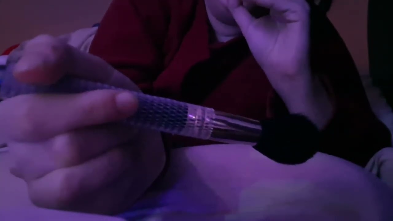 ASMR...Brushing Lento e whispering