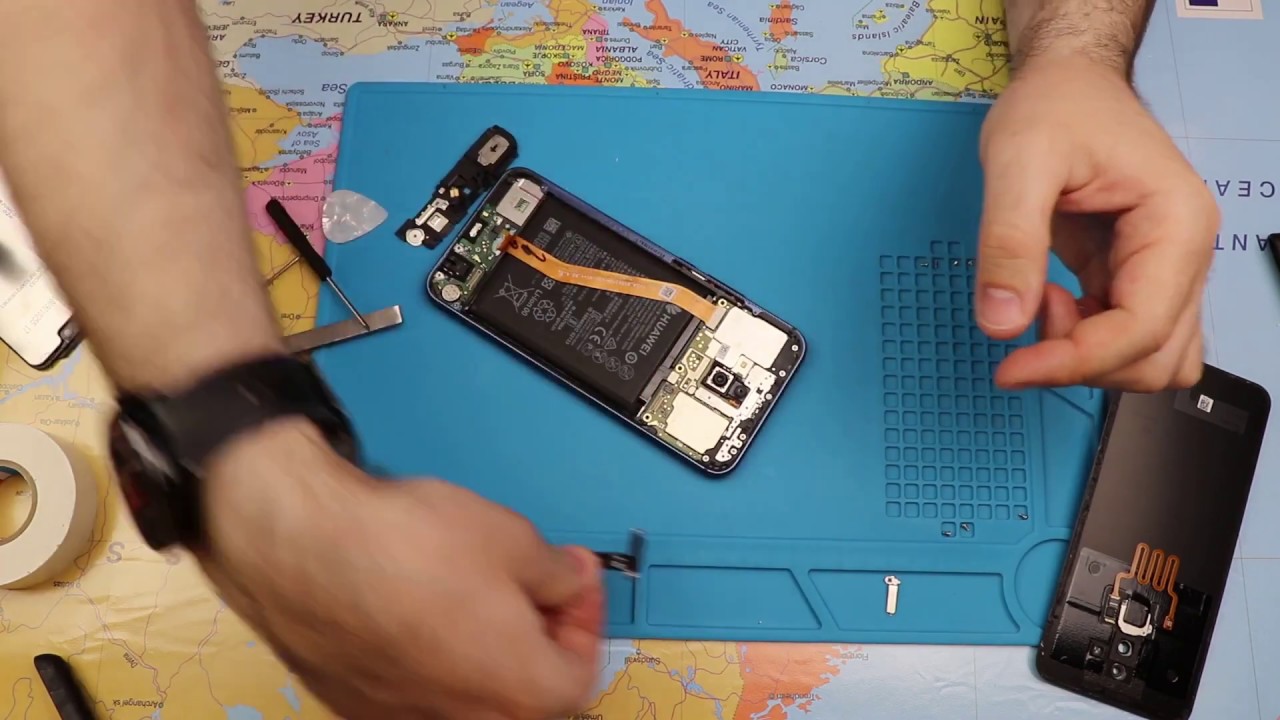 Huawei mate 20 lite disassembly and restoration.