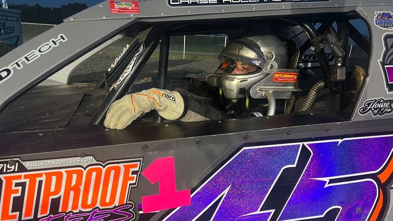 We’re putting Mikey in one of our Modifieds…”What could go WRONG?”🤣