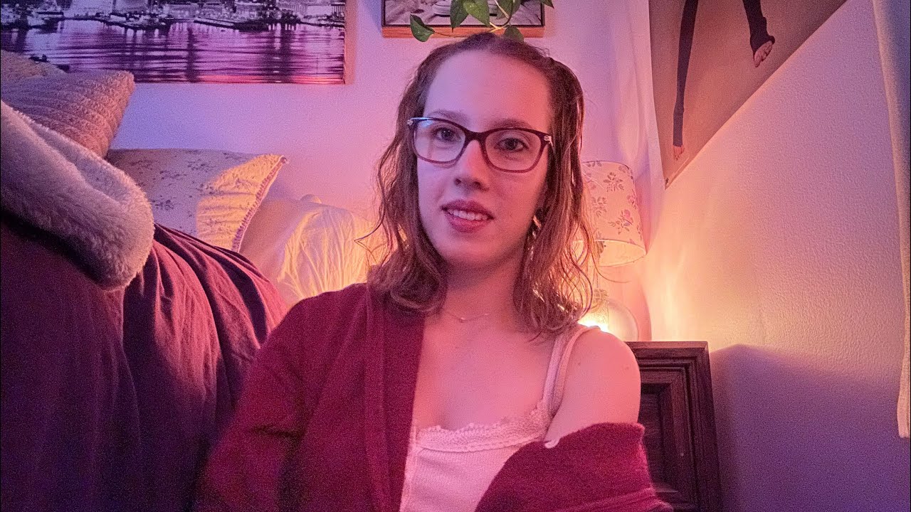 ASMR unpredictable trigger words + hand movements ￼
