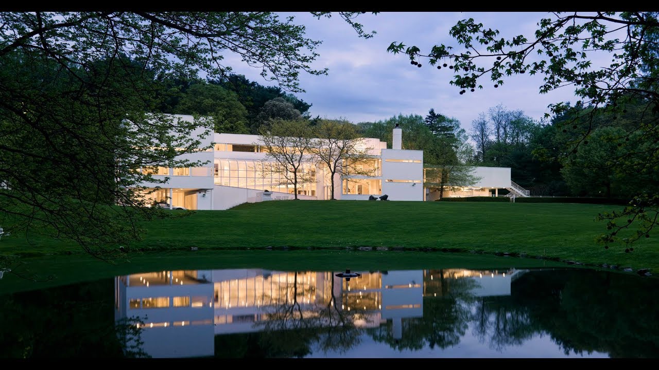 Luxury Long Island Property Tour With Maria Babaev: 73 Bacon Rd, Old Westbury, NY 11568