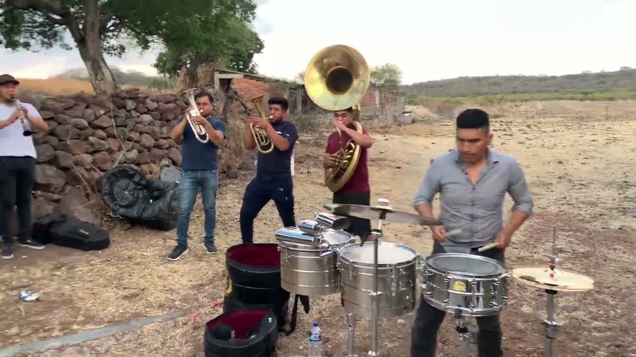 Tu Linda Mirada - Banda Certera🔥