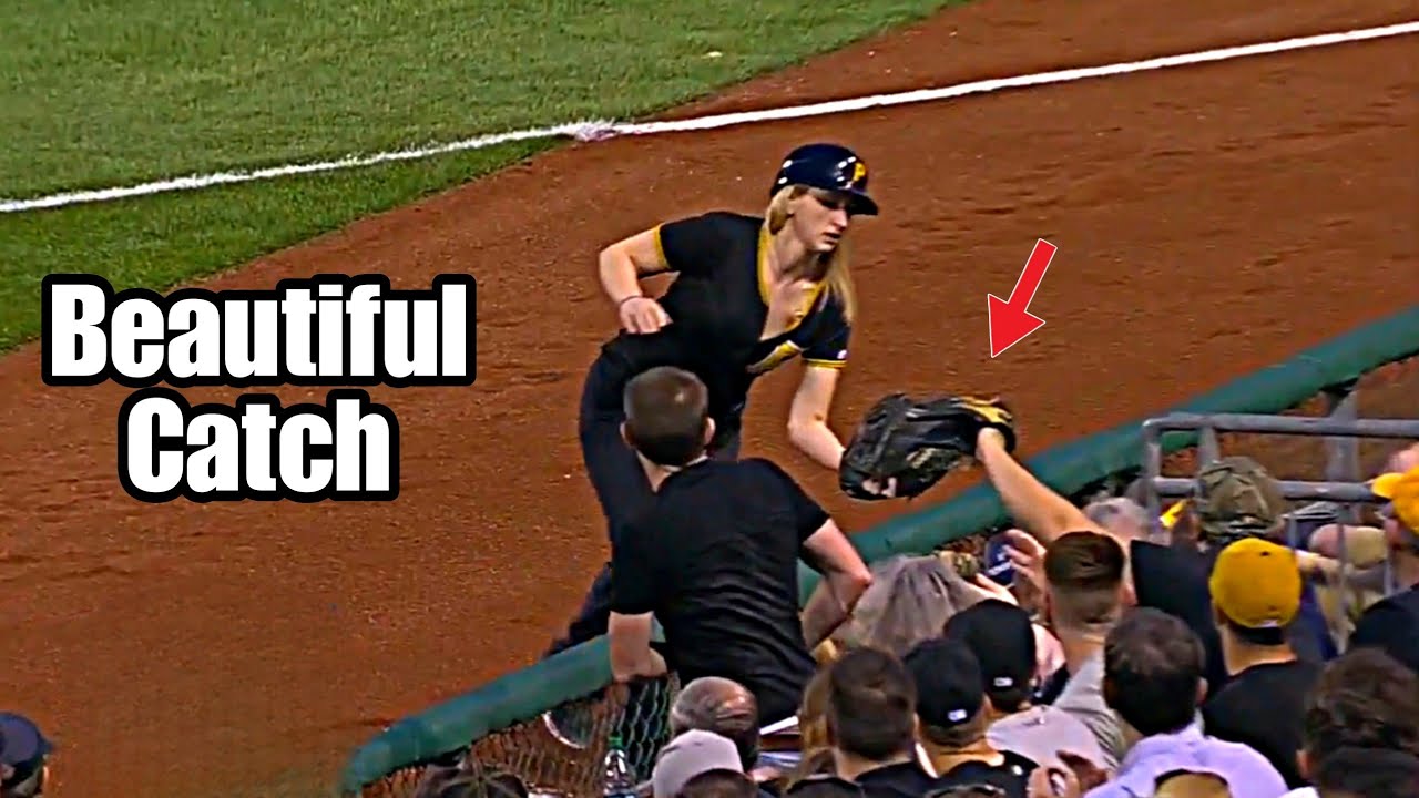 MLB | Amazing Catches  | Beautiful BallGirl