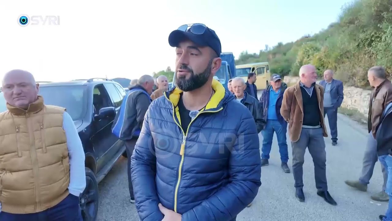 Banorët e fshatit Mbolan në Berat në harresë, 50 kryefamiljarë në protestë për problemet