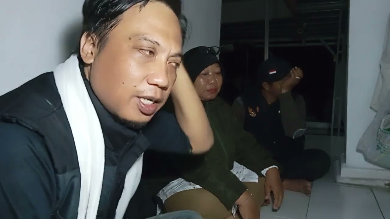 Makam Keramat di Gunung Srandil Eyang Bei Merto Kusumo dan Makam yang lainnya di Ponorogo 