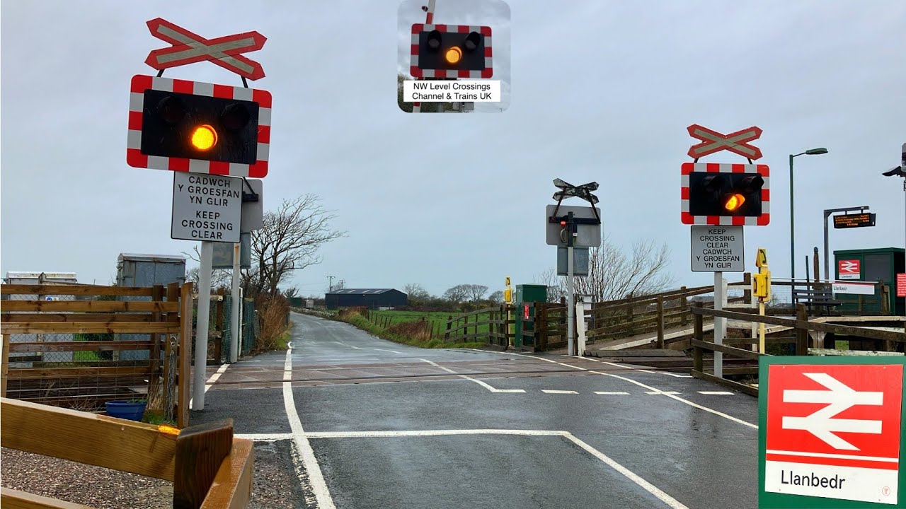 Llanbedr Level Crossing, Gwynedd