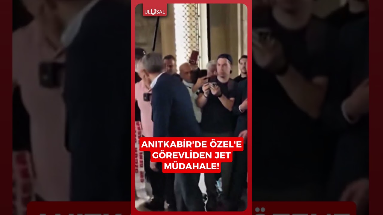 &Ouml;zg&uuml;r &Ouml;zel CHP Genel Başkanı yazılı şeridi &ccedil;elenge yerleştirince g&ouml;revli m&uuml;dahale etti #shorts #chp
