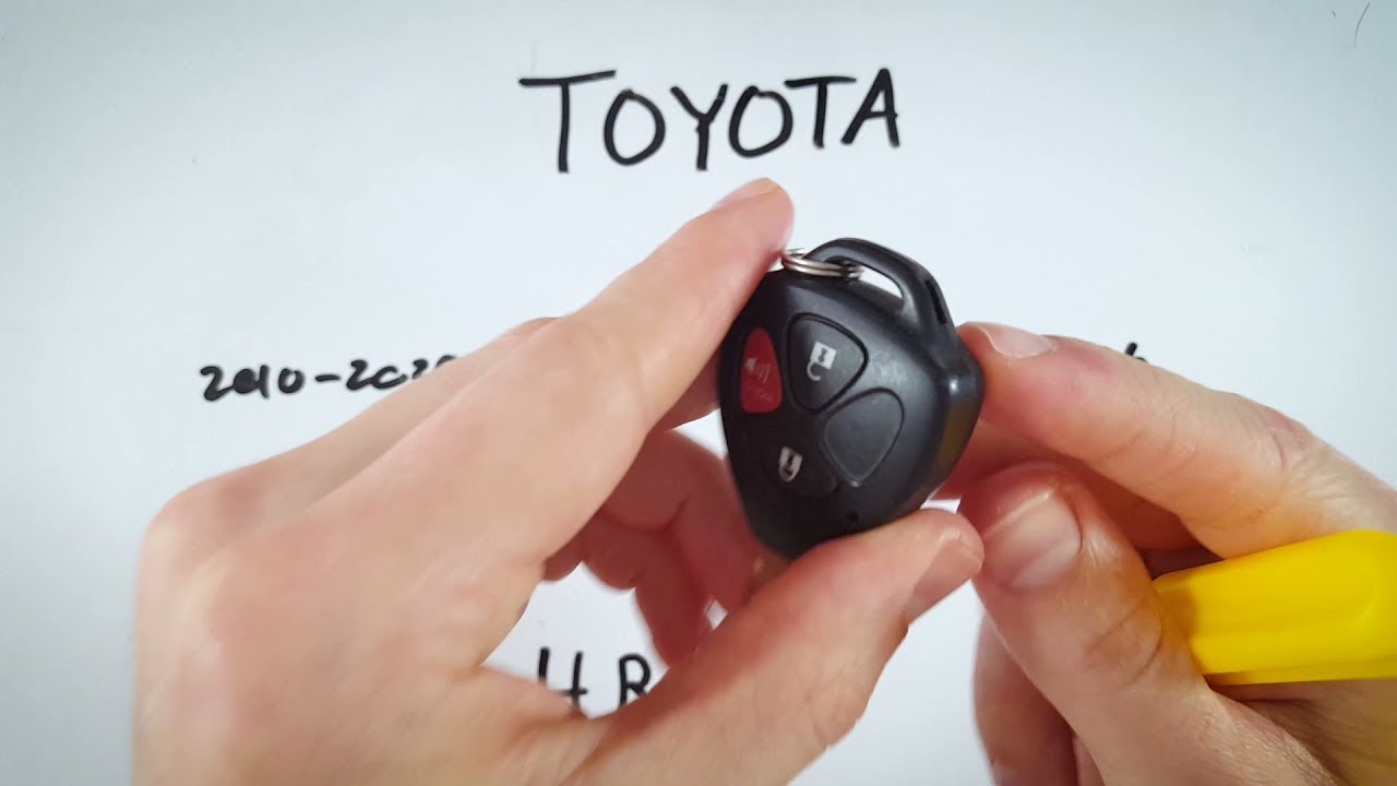 Замена батареи брелока Toyota 4Runner (2010 - 2020)