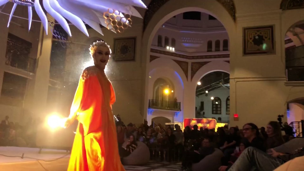 Sasha Velour - performing 
