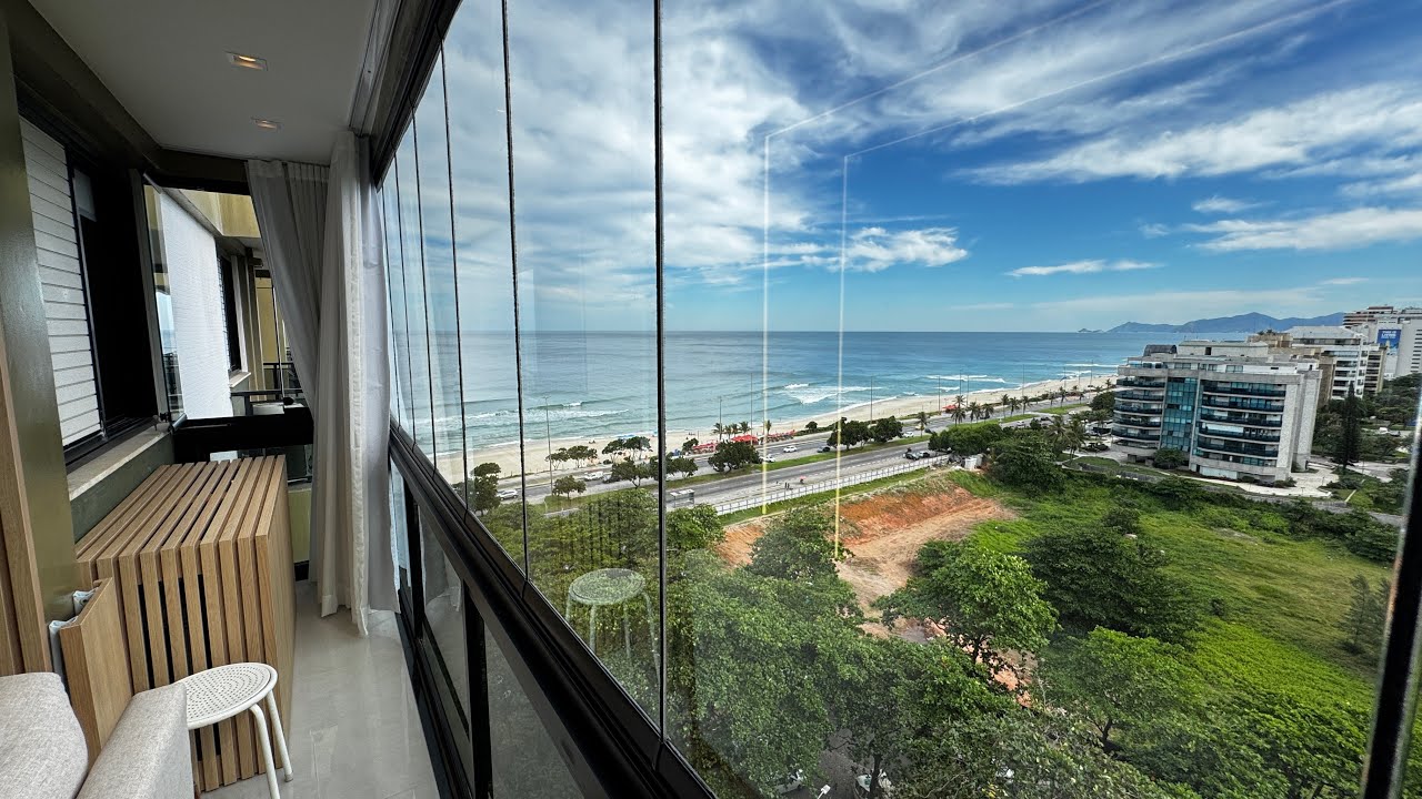LINDA VISTA E REFORMADO NO BARRABELLA - POSTO 6 BARRA DA TIJUCA