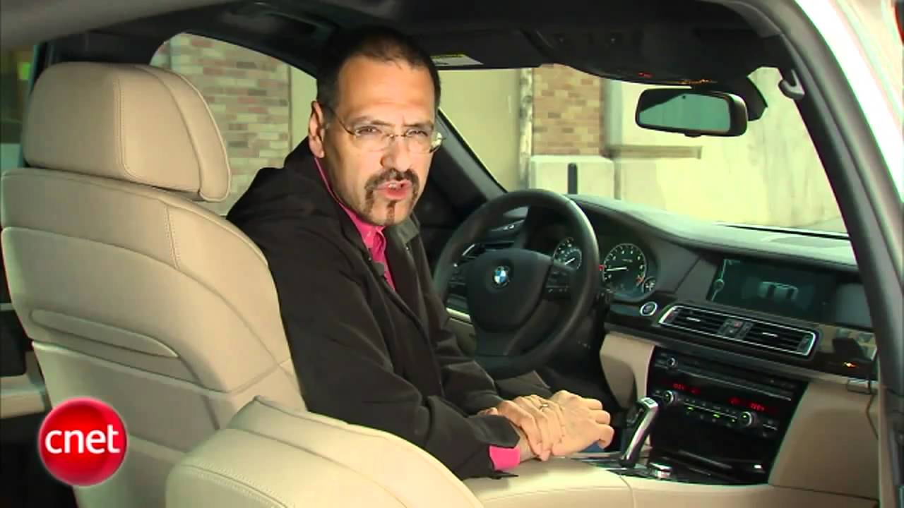 Car Tech  2010 BMW 750i xDrive