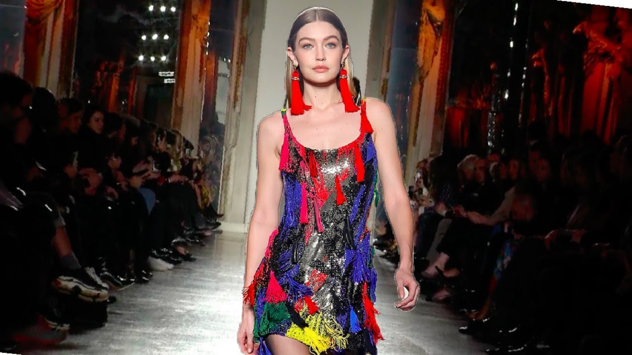 Versace | Fall/Winter 2018/19 | MFW
