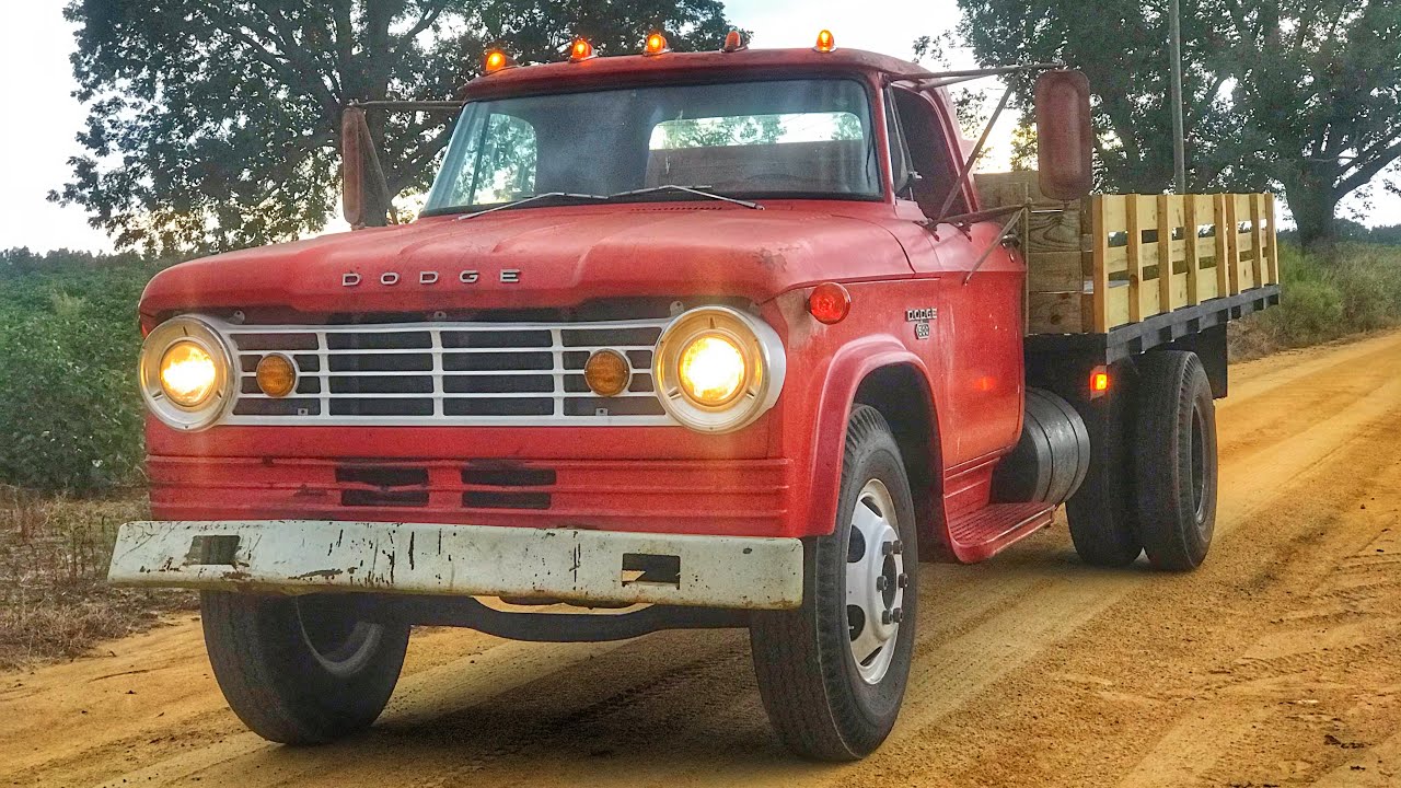 FLATBED RESTORATION IS FINALLY COMPLETE! Old Farm Truck GIVEN A SECOND CHACE AT LIFE
