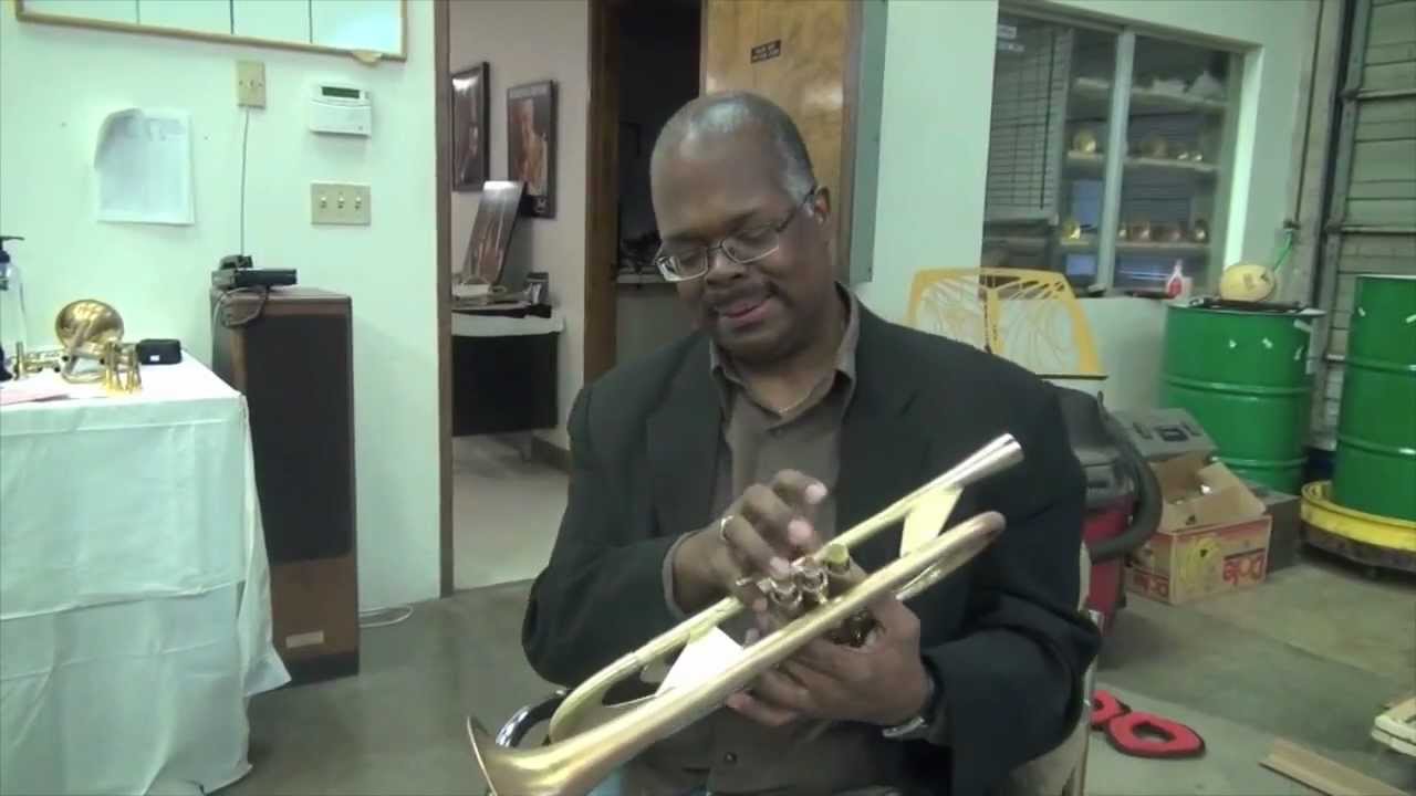 SCOTTY PLAYS THE RAJNA!