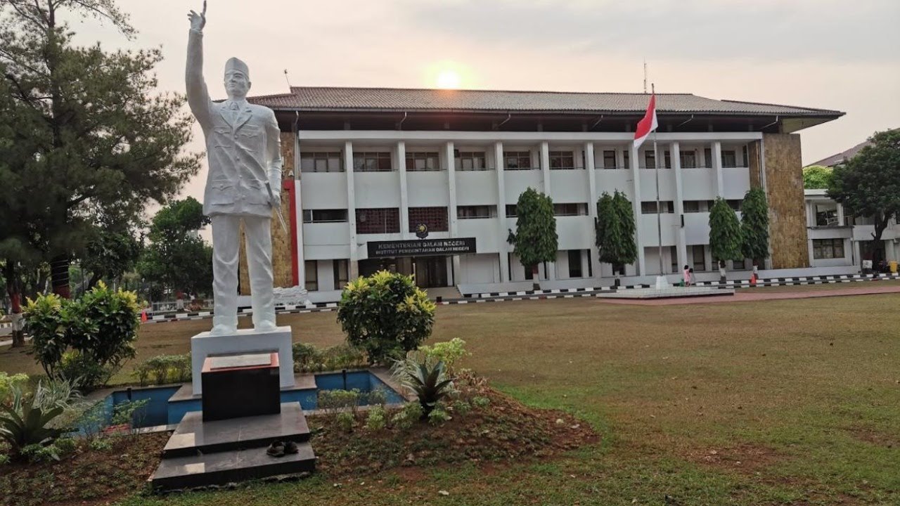 Pelantikan Pamong Praja Angkatan XXVII Institut Pemerintahan Dalam Negeri Tahun 2020