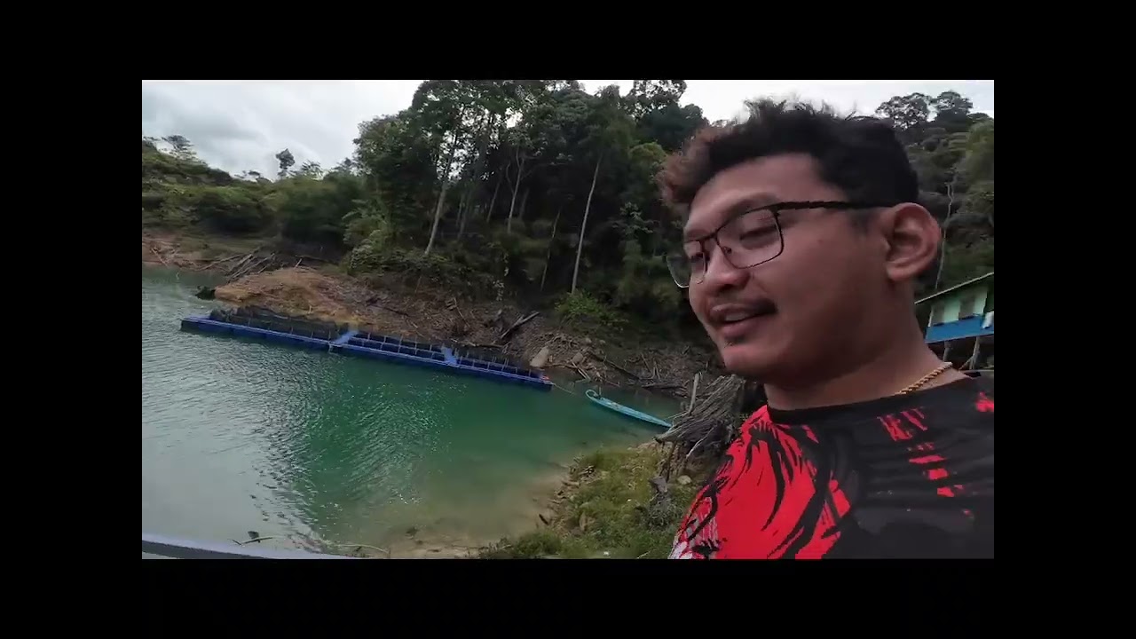 Mencari Ikan di Murum Dam