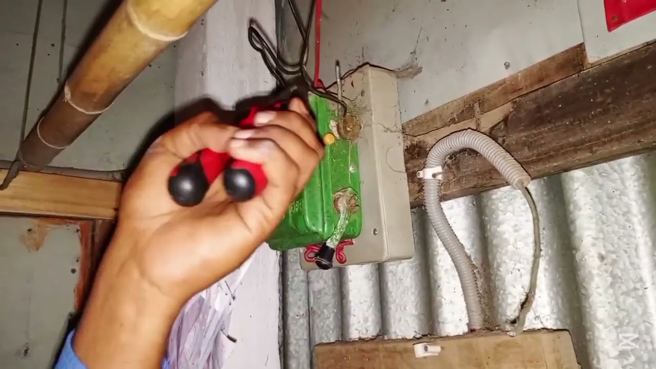 যে কারণে ৩০০ টাকার বিদ্যুৎ বিল ৩০০০ হাজার টাকা আসলো এই গ্রাহকের।
