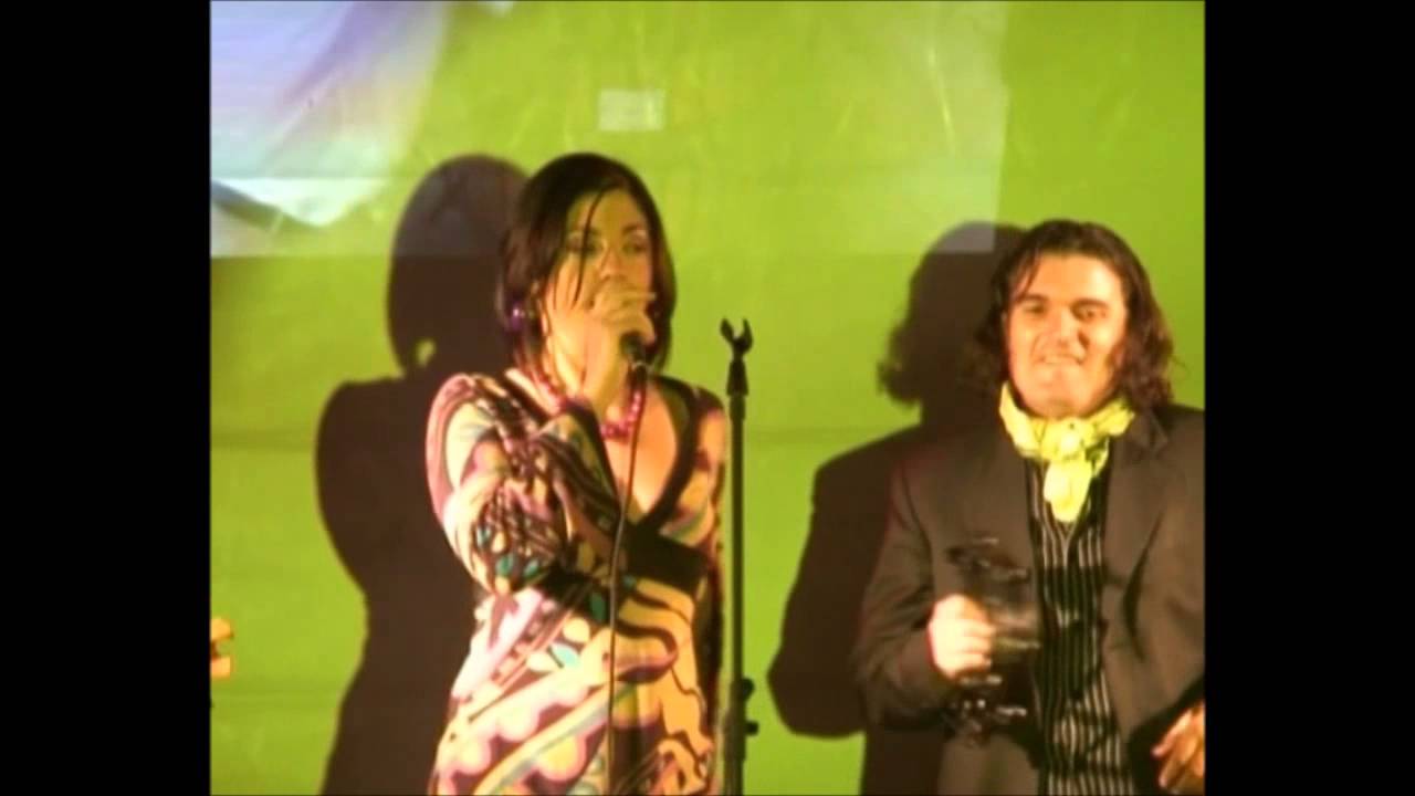 Gabriella with Kalavria - Si maritau Rosa (Live Bova)