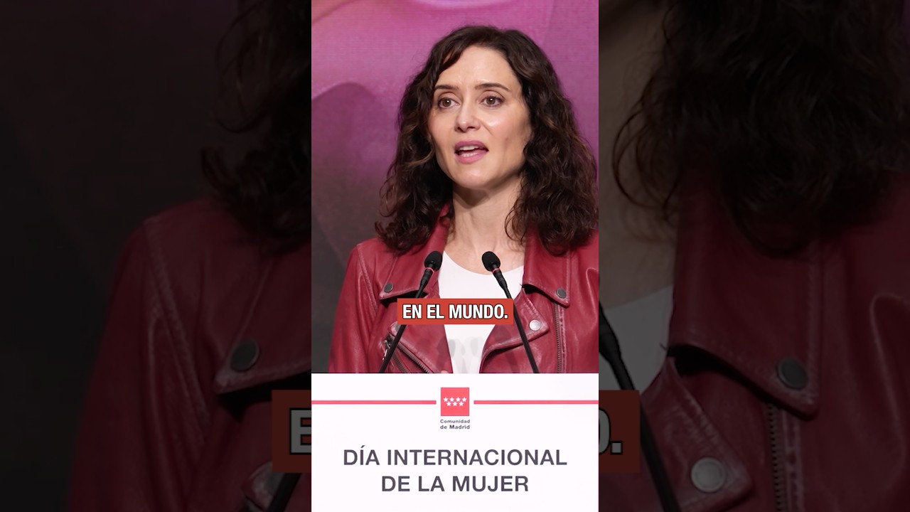 Díaz Ayuso defiende la igualdad y las oportunidades en la entrega de los Reconocimientos 8M.
