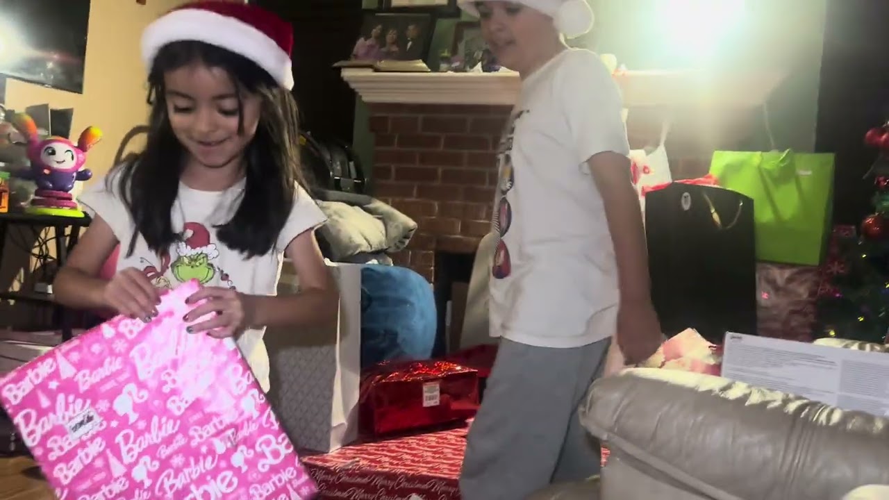 Open our Christmas gifts with us 2025