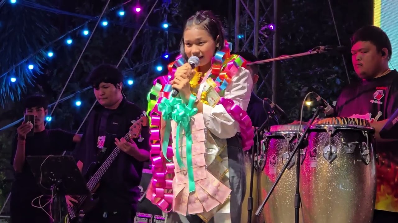 ต้นข้าวสุปรียา เธอคือดวงใจ+สาวนครชัยศรี+สุสานคนเป็น+สีกษัตร์+แนวหลังยังคอย  แสดงสดเสียงชัด อ.ท่าม่วง
