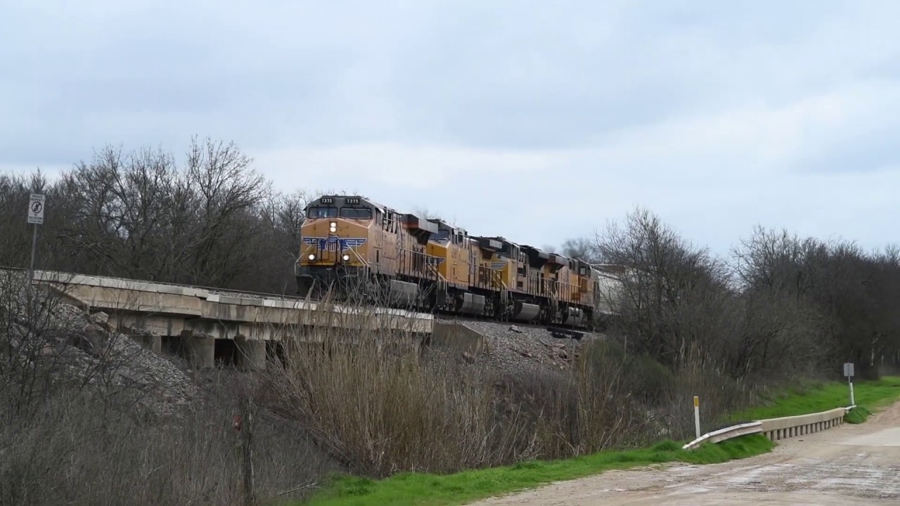 Count the Cars! Union Pacific Railroad. Mixed Northbound manifest freight train. Waco, Texas.