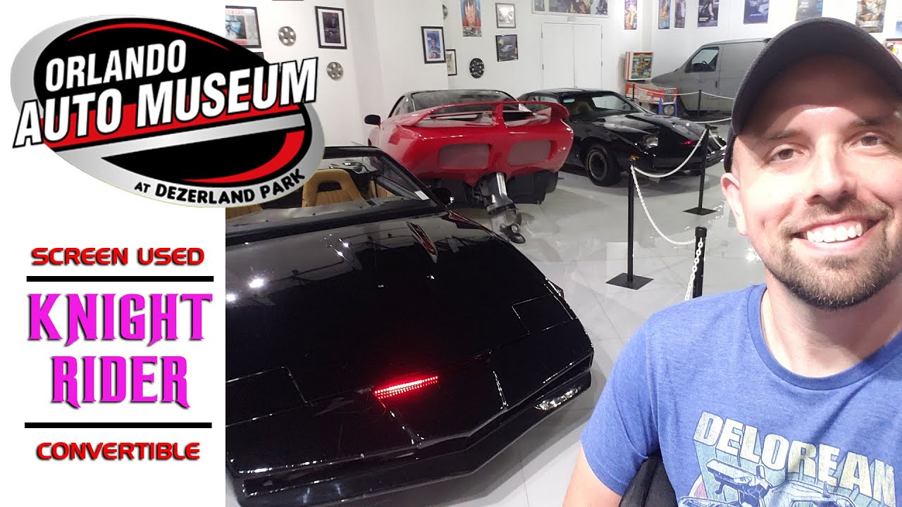 На экране подержанные Knight Rider KITT Convertible, фургон A-Team, мотоцикл Street Hawk и многое...