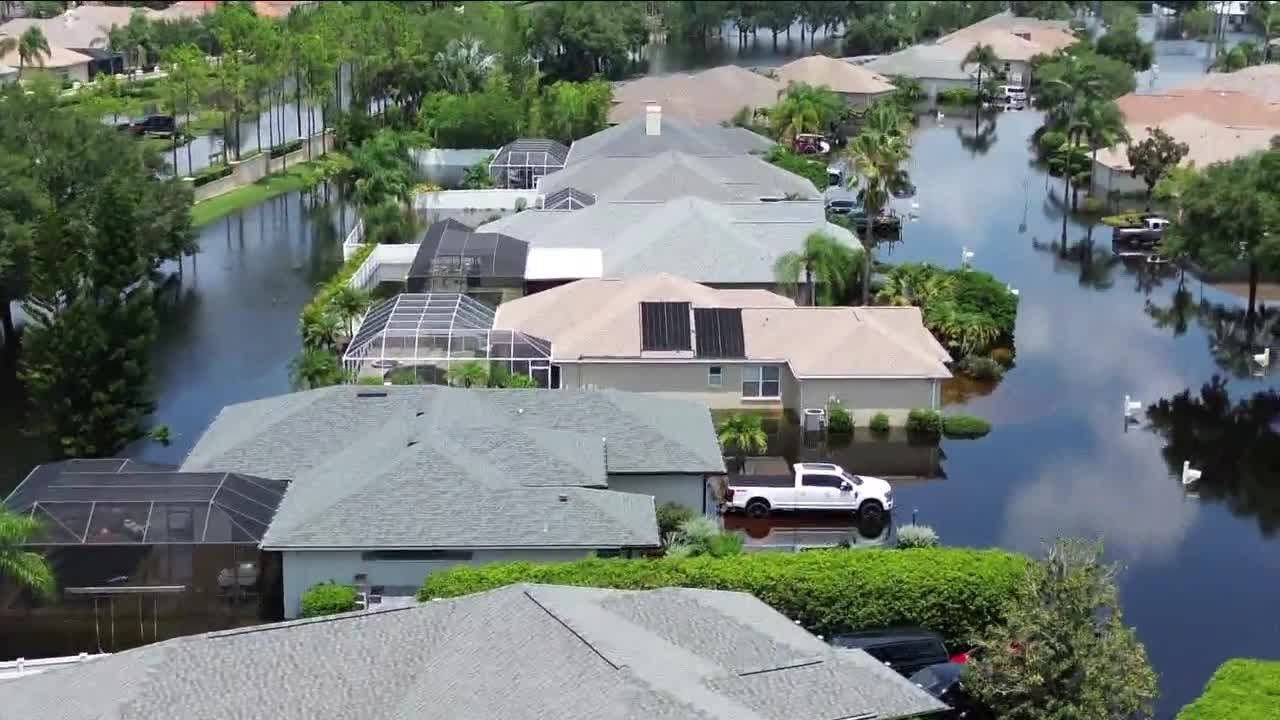 Sarasota neighborhood still dealing with flooding days after Debby