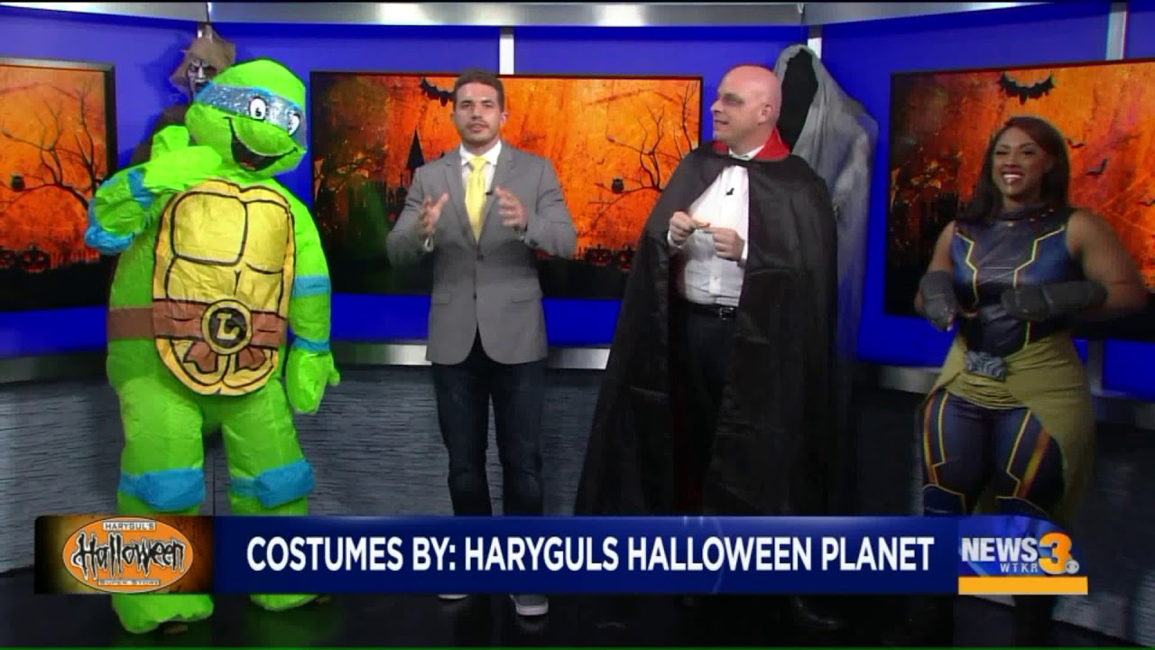 News 3 Morning Team reveals their Halloween costumes