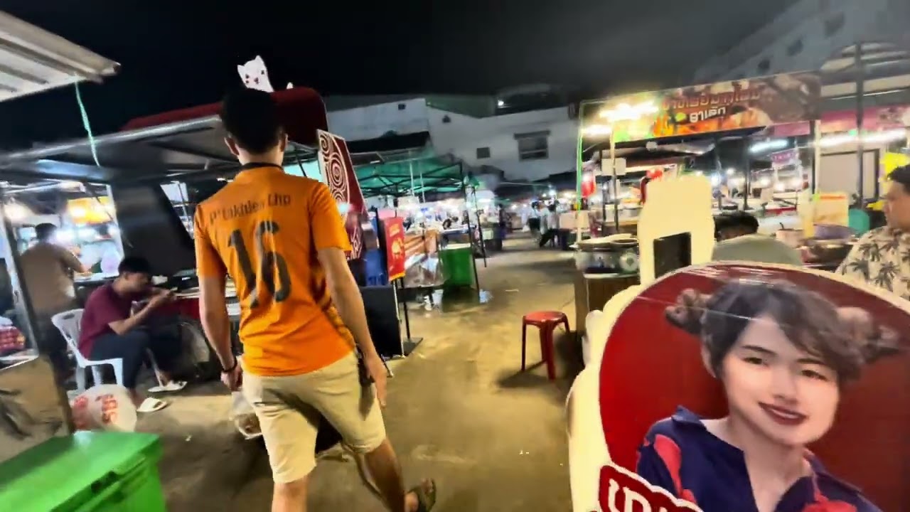 🇱🇦First Time in Vientiane, Exploring Sihom Night Market, Laos Street Food 
