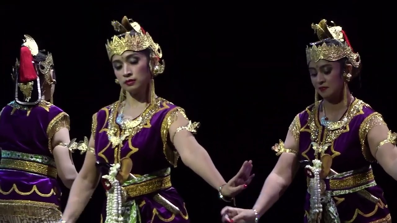 Bedhaya Bedhah Madiun oleh Sekar Puri Festival Bedhayan 2024
