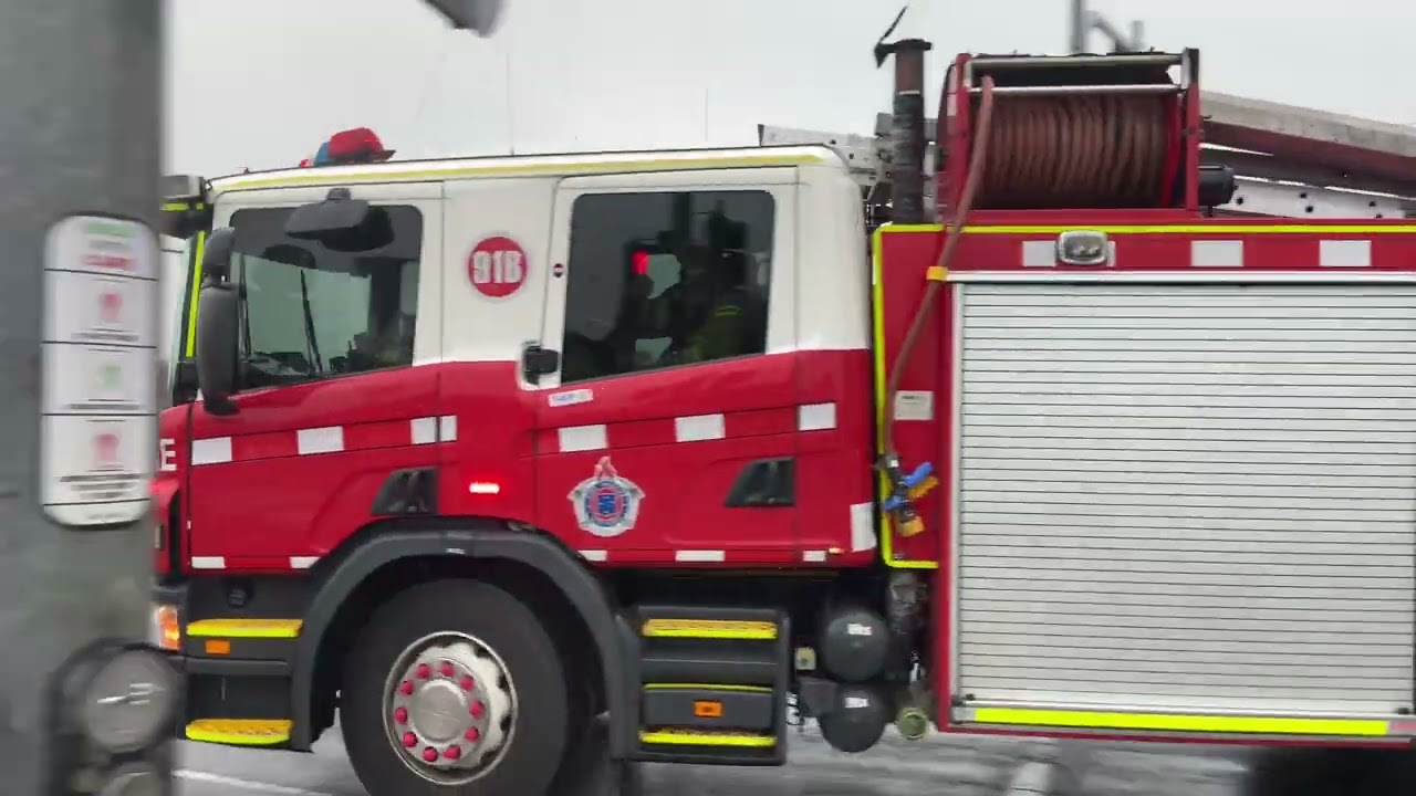 *SEV*Pumper 91A/Pumper 91B responding/Frankston tanker