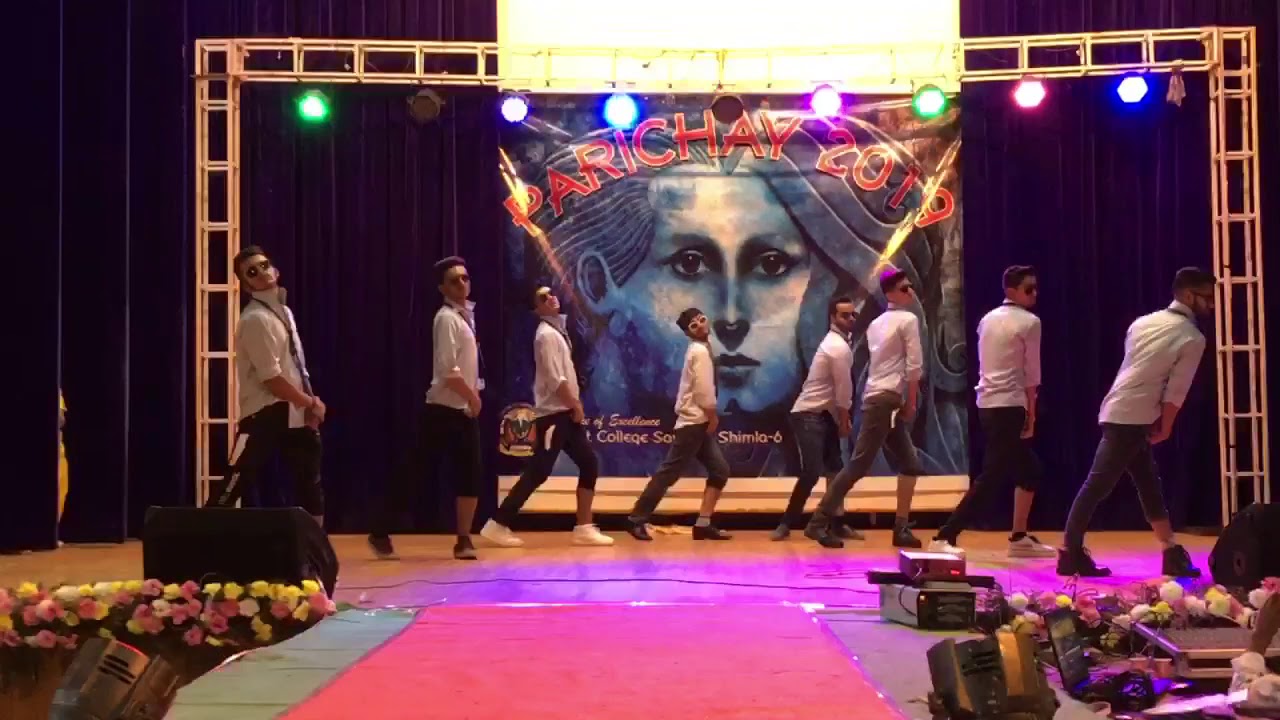 Centre of excellence sanjauli college | funny dance | freshers 2019 | parichay 2019 | 😂😂😂