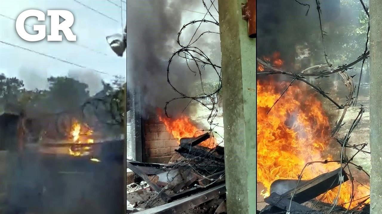 Atacan sede de batallón en Aguililla