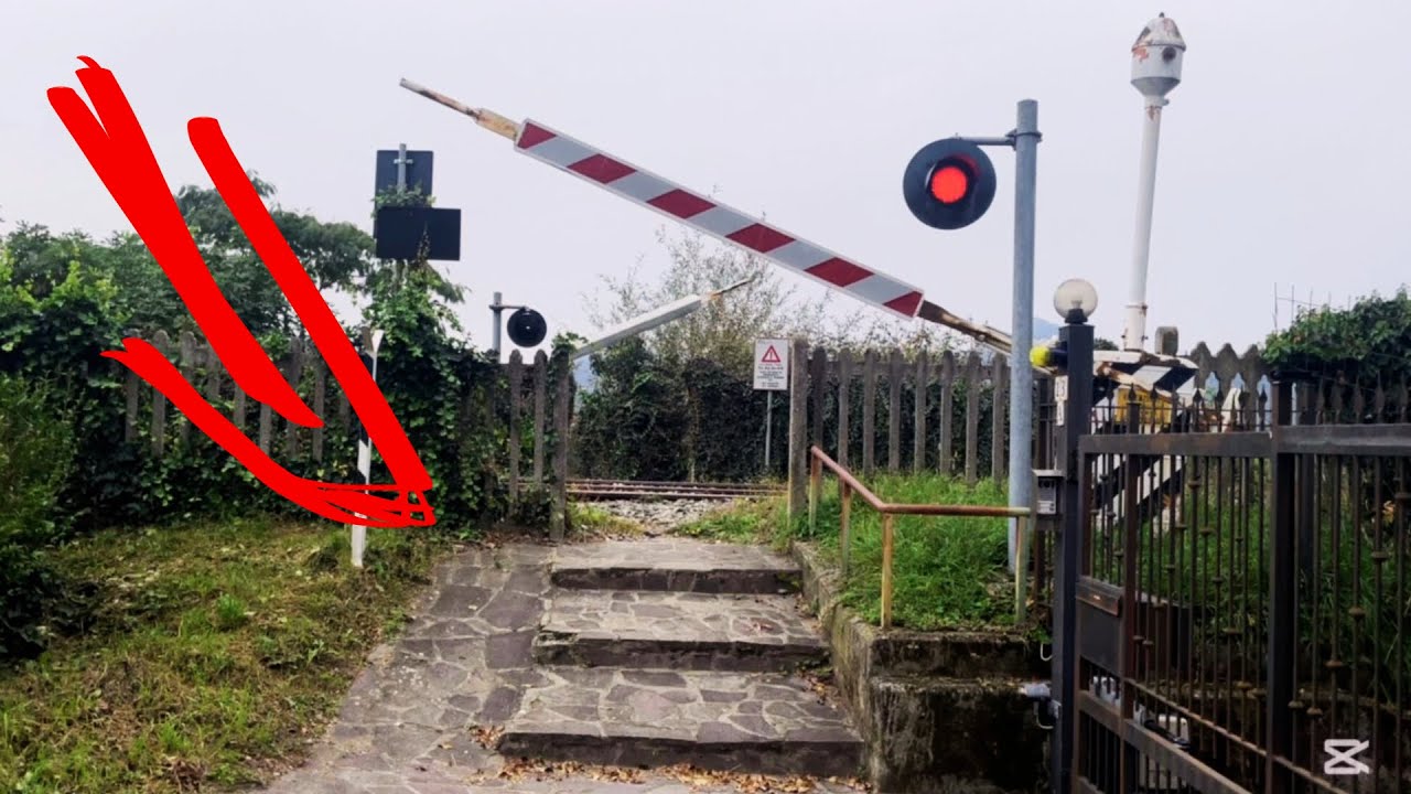 😱UN PL ASSURDO!!😱MAI VISTA UNA ROBA DEL GENERE! Questo Passaggio a Livello ti lascierà senza fiato!🚂