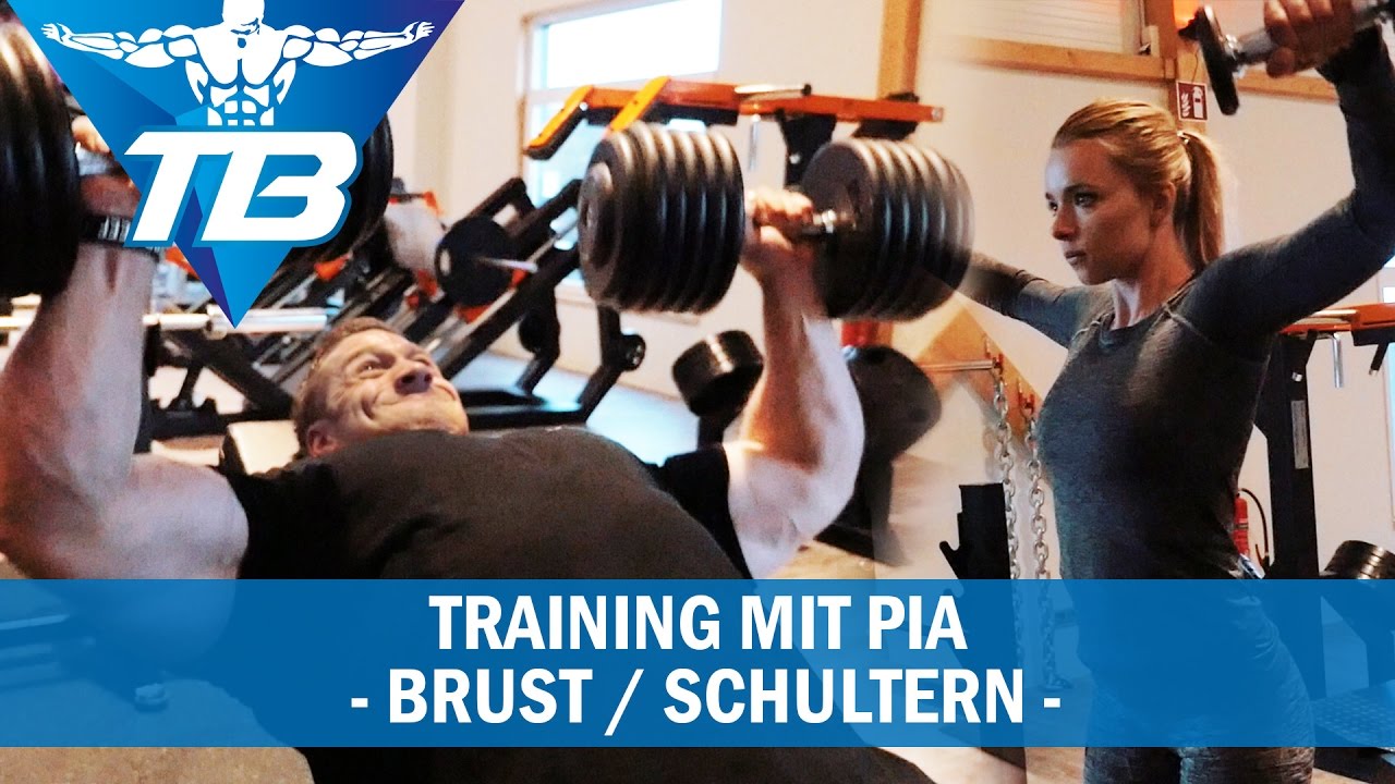 Training mit Pia im Quo Vadis | Brust / Schultern