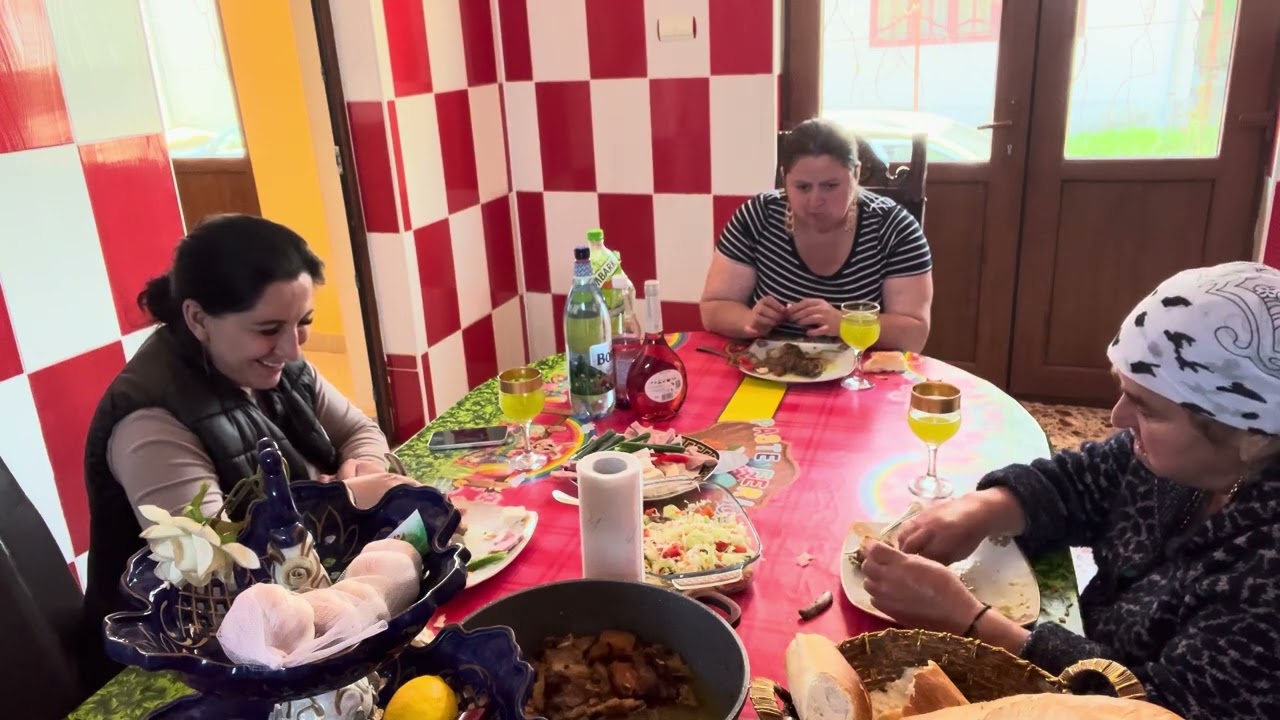 29 aprilie 2025 Olga si Patroana o ività pe Anca la maşà la ea acasă