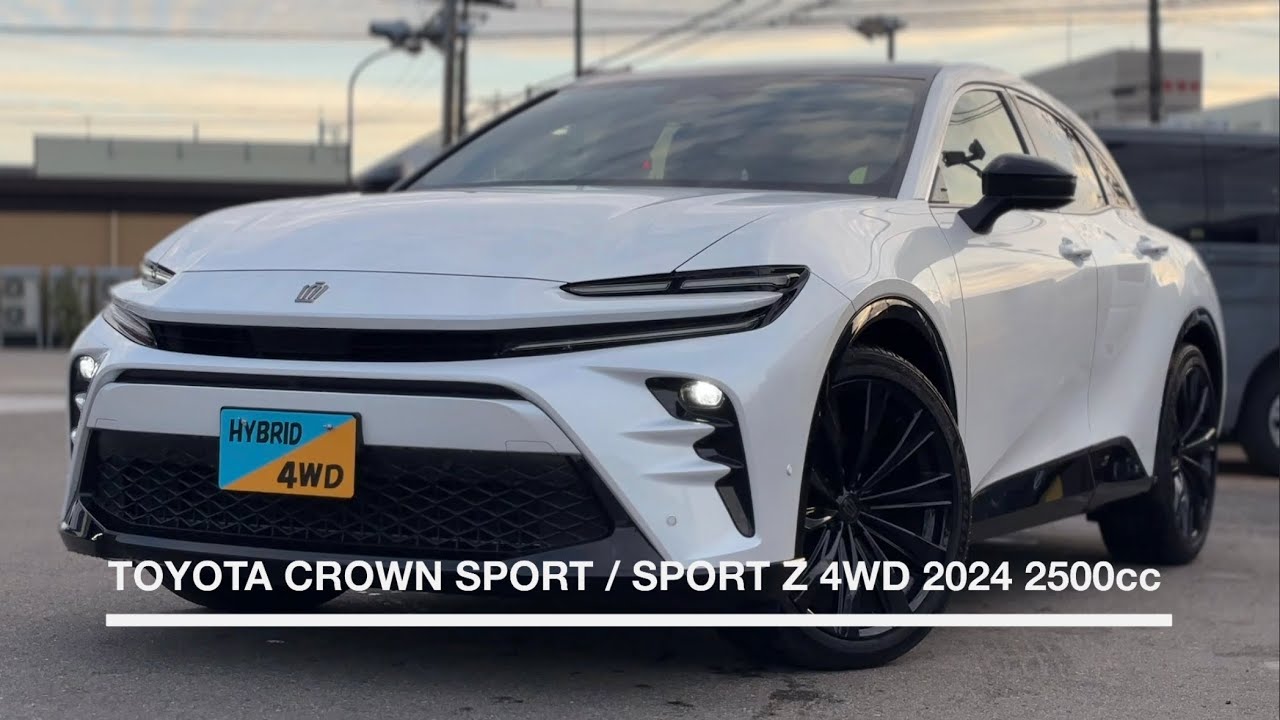 Toyota Crown Sport Z AWD | Panorama Roof, Digital Mirror & Cold Climate Package | 2024 / 24,000 km