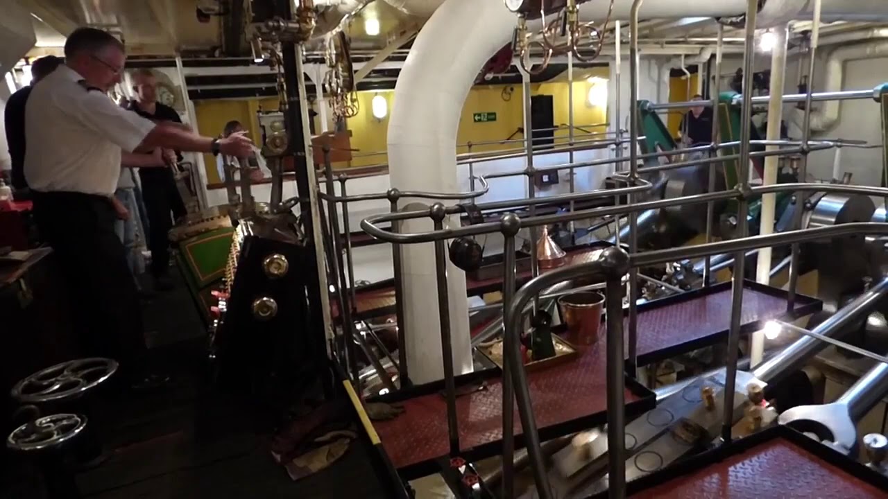 A Grand Day Out - Onboard the Paddle steamer Waverly.