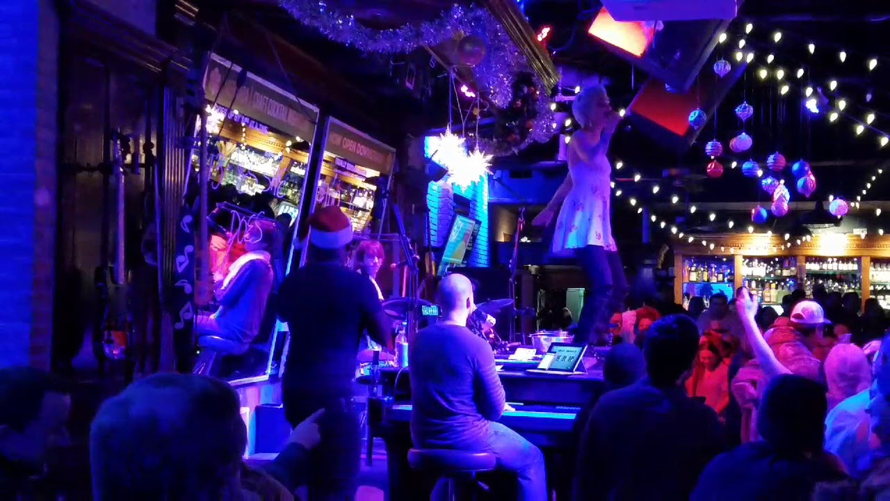 Howl at the Moon San Antonio Riverwalk