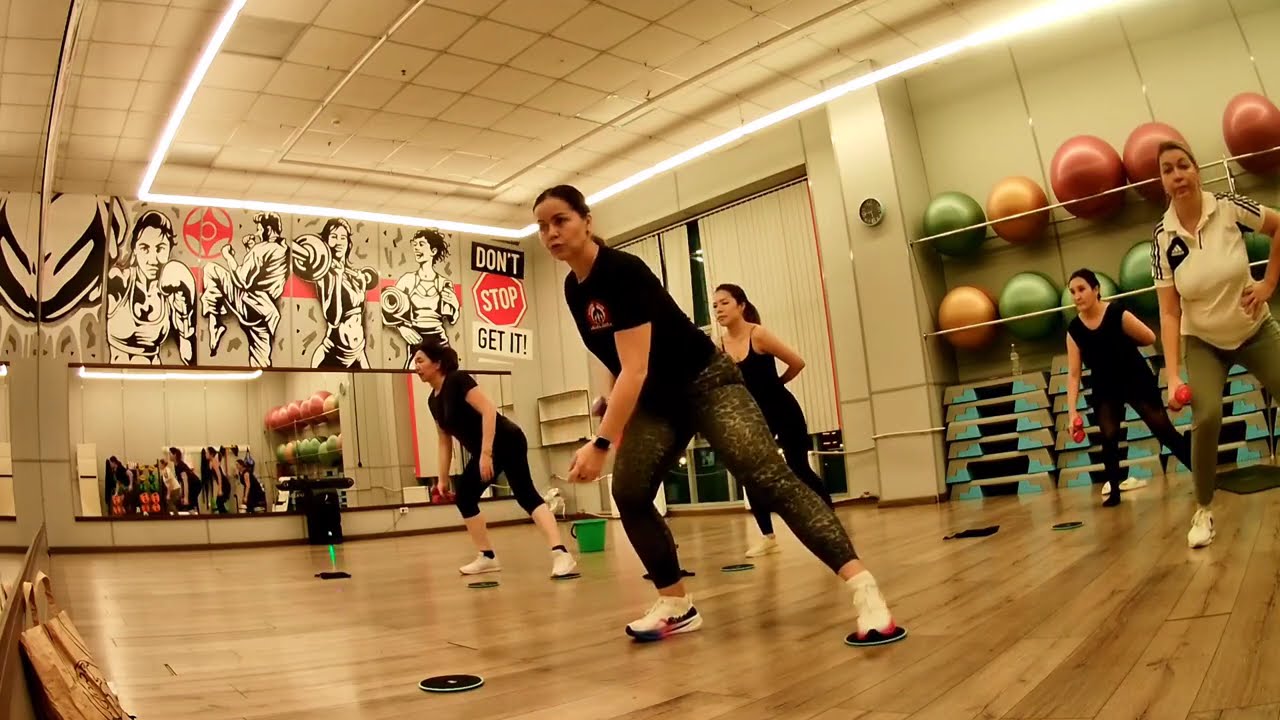 Отличная функциональная тренировка с глайдерами total body. Проработаем ВСЕ! 