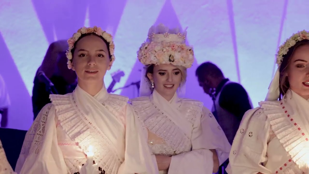 Čepčenie nevesty | Folklórny súbor Podpoľanec by LKstudio