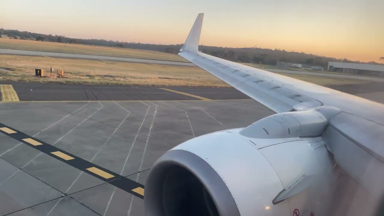 THRUST INCREASE | Qantas Boeing 737 Morning Departure from Melbourne | VH-XZI