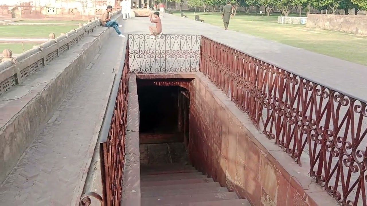 Shalimar Bagh Lahore Built by Mughal Badshah  Shahjahan