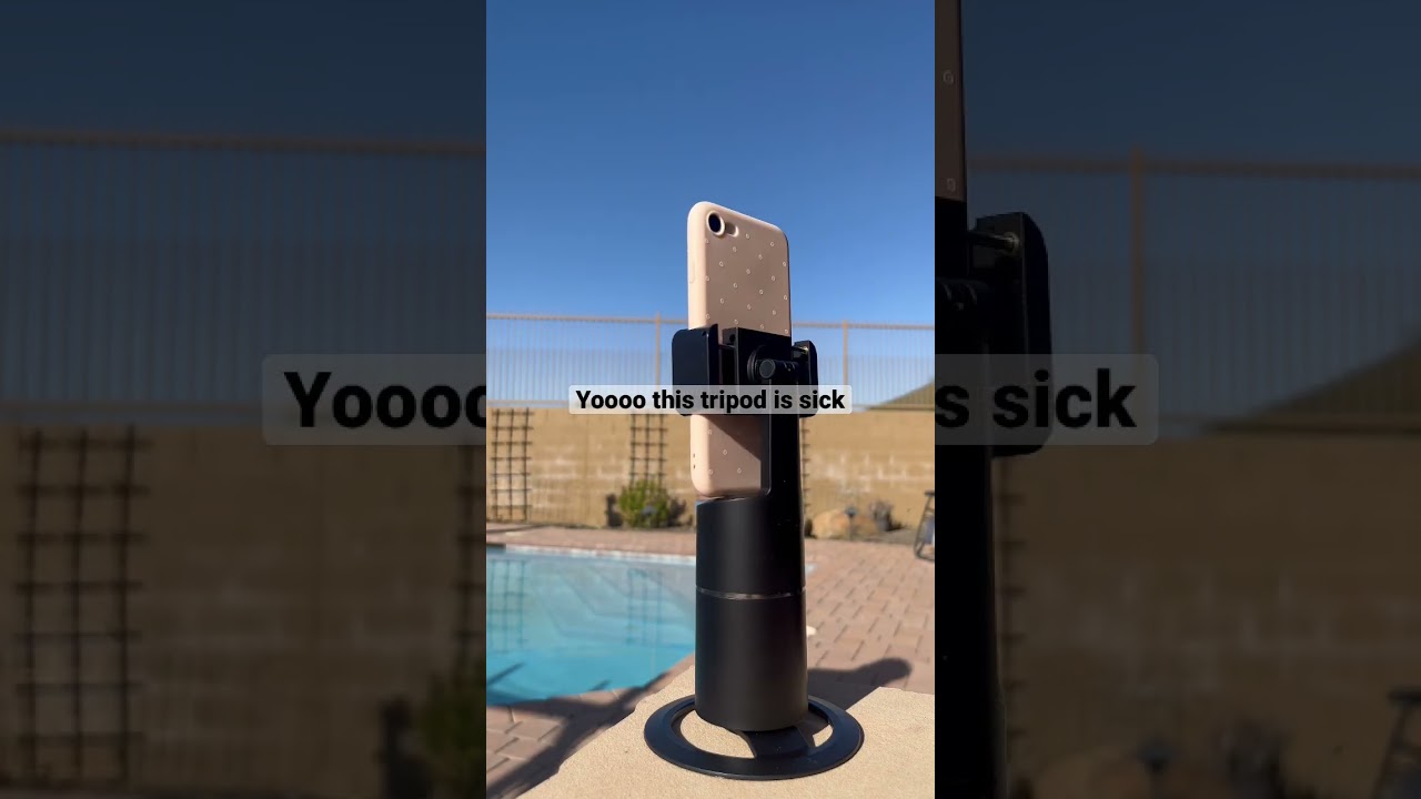 Automatic face tracking tripod
